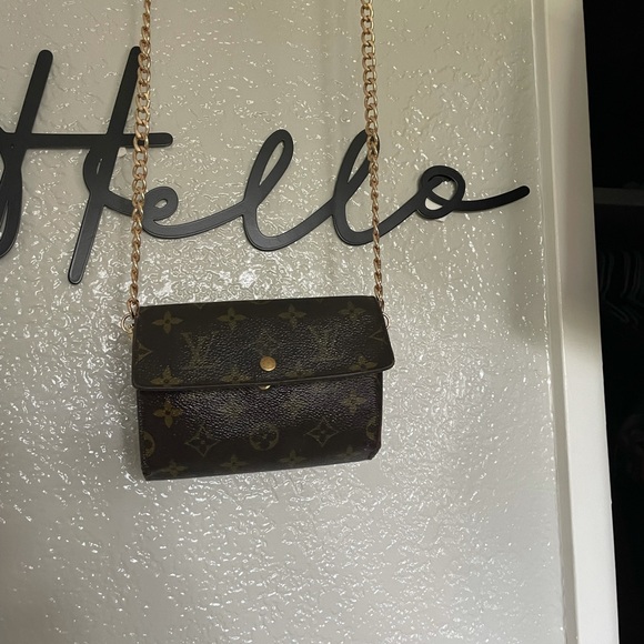 SOLD SOLD SOLD - Picture 11 of 17